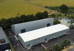 Location bureaux-entrepôt Veigné - Proche A10/A85 sans bail commercial