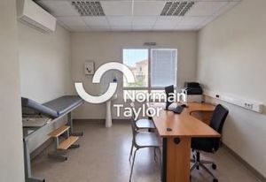 Vente bureaux Agde R+2 proche gare, aéroport et autoroute