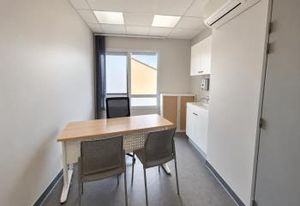 Vente bureaux Agde R+2 proche gare, aéroport et autoroute