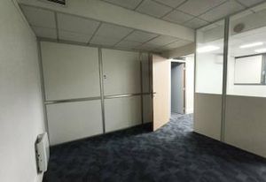 Bureaux à louer Saint-Quentin-Fallavier - Proche A43 et aéroport
