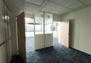 Bureaux à louer Saint-Quentin-Fallavier - Proche A43 et aéroport