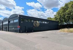 Locaux d'activité à vendre Saint-Priest - Proche A43 et rocade Est