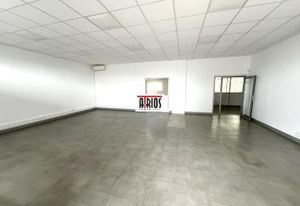 Location bureaux La Garde - Zone Industrielle, 17 places de parking