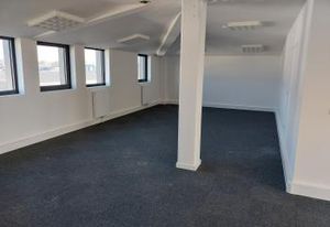 Bureaux à louer Epron - Pôle tertiaire dynamique, RD7