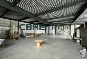 Location local commercial neuf Tours Nord - axe structurant