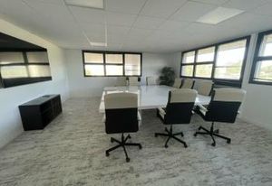 Location bureaux Guipavas - Ascenseur et parkings mutualisés