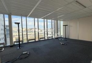 Vente bureaux Le Mans gare Sud - Desservi par bus et train