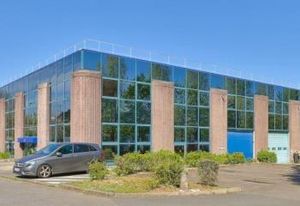 Location bureaux Villiers-sur-Marne - Proche A4 et RER A