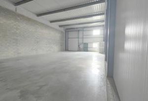 Location entrepôt 200 m² Reims - Secteur Croix Blandin