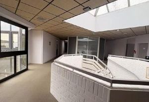 Vente immeuble bureaux Joué-lès-Tours - Proche périphérique tourangeau