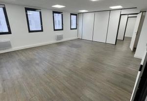 Location bureau Nanterre - Pied bus Défense et RER