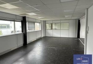 Location local d'activité Mérignac - Proche aéroport et tram A