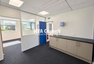 Bureaux à louer Franconville - Proche gare et autoroutes