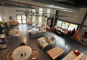 Location batiment commercial indépendant Attignat - Axe passant