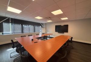 Location local d'activité Sarcelles - Accès PL sécurisé