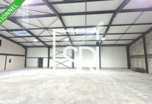 Vente entrepôt neuf + bureaux Riom - Proche A71/A89