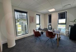 Bureaux à vendre Le Rheu - Immeuble restructuré neuf