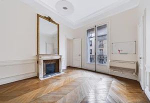 Vente bureaux Paris 1 - Quartier Louvre - Métro Louvre-Rivoli