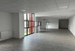 Cellules d'activité neuves à vendre Bailly-Romainvilliers