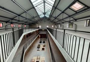Bureaux à louer Biarritz - Proche commerces et loisirs