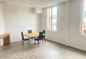 Location bureau Biarritz 2ème étage - Proche commerces et coworking