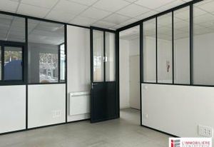 Location bureaux Lorient - Proche lignes de bus Nail et La Perrière