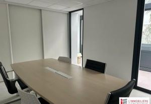 Location bureaux Lorient - Proche lignes de bus Nail et La Perrière