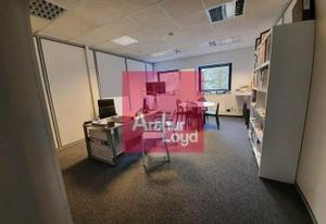 Bureaux à louer Clermont-Ferrand Brezet - Proximité transports