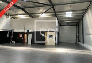 Location local d'activité Riom - Accès A89/A71 et bus