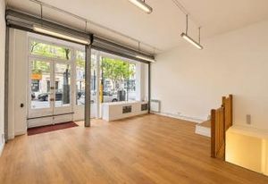 Location boutique Paris 18e - Métro Lamarck-Caulaincourt