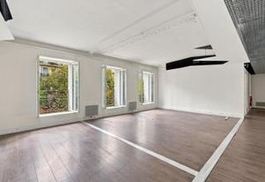 Location bureaux Paris 10 - Proche République, gares de l'Est et du Nord