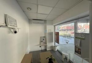 Location local commercial Saran centre-ville