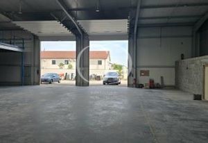Local d'activité à louer Chavanoz - Accès PL et A432