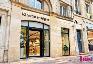 Local commercial à louer Bordeaux hyper centre - Rue commercante
