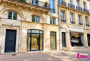 Local commercial à louer Bordeaux hyper centre - Rue commercante