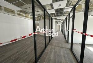 Location batiment mixte Fréjus Capitou - Modulable bureaux/entrepôt