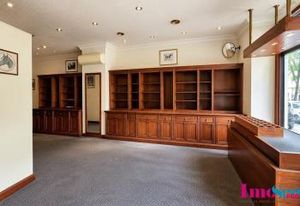 Location local commercial Bordeaux - Triangle d'Or