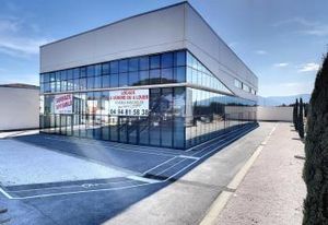 Location local commercial Puget-sur-Argens - Proche A8