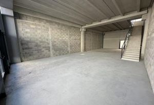 Location local commercial Puget-sur-Argens - Proche A8
