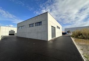 Local d'activité à vendre Puget-sur-Argens - Proche A8
