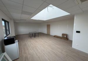 Location bureau Gazeran - Zone d'activité dynamique