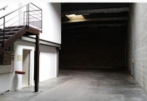 Location local d'activité Trappes - Vitrine commerciale RN10/RN12