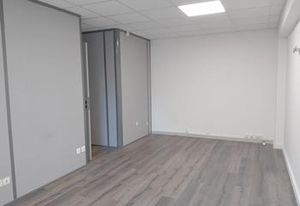 Location local d'activité Brignais - Atelier, bureaux et mezzanine