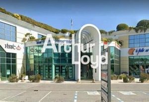 Location local commercial Grasse face Golf Saint-Donat