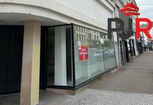Location local commercial Epinal hypercentre - Face Monoprix