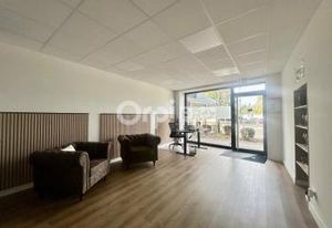Vente local commercial Francheville - Face rond-point passsant