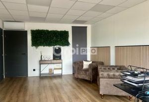 Vente local commercial Francheville - Face rond-point passsant