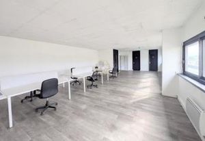 Location bureaux Chassieu - Proche Rocade Est et A43
