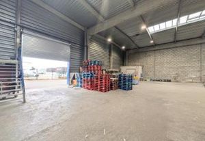 Location local d'activité Chassieu - Proche rocade Est et A43