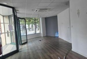 Local commercial à vendre place Alexandre Vincent - Nantes